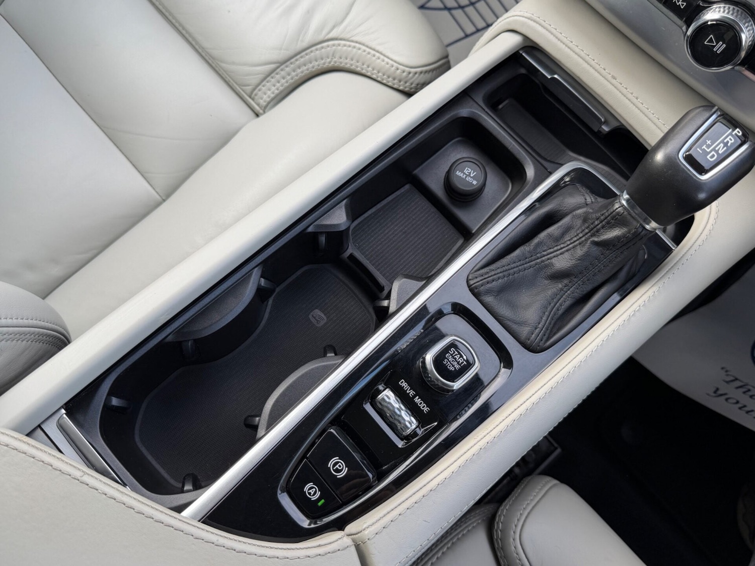 Used Volvo XC90 2018 for sale - 77417076: Photo 68