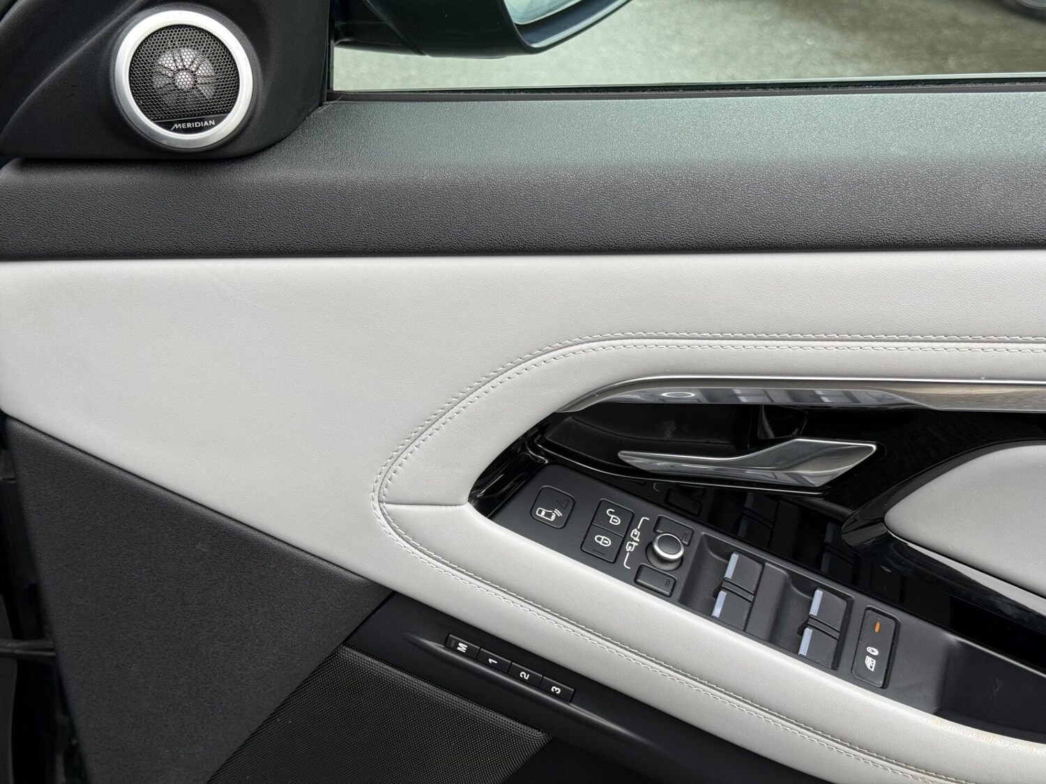 Used Land Rover Range Rover Evoque 2019 for sale - 77528214: Photo 37