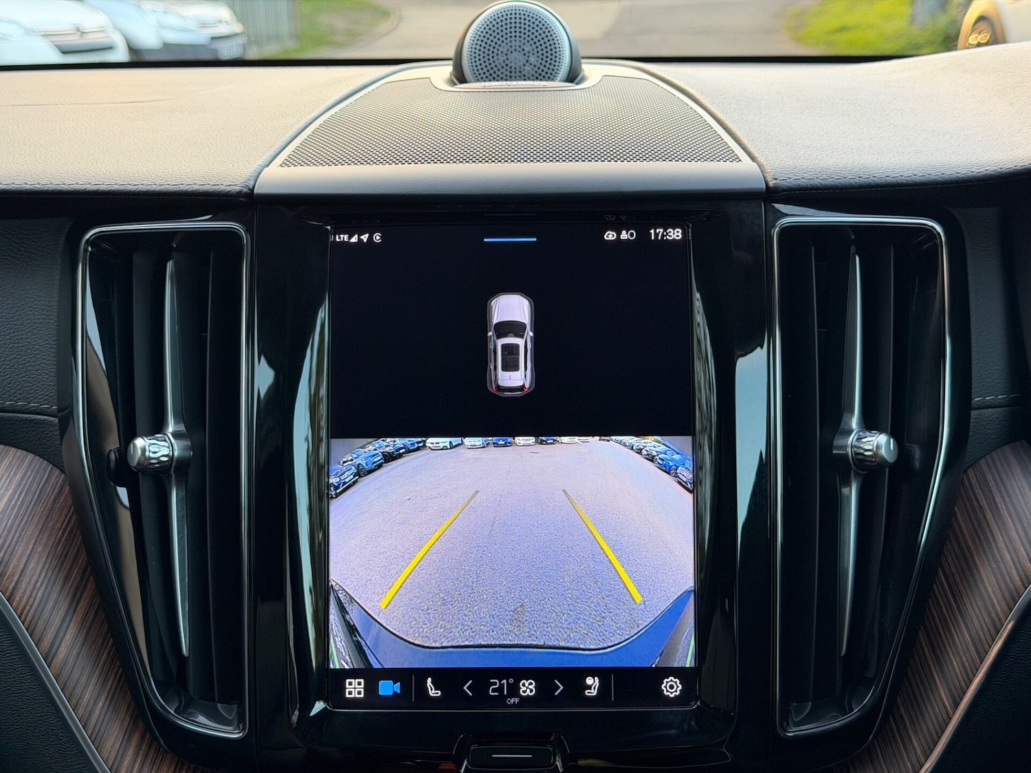 Used Volvo XC60 2023 for sale - 78053191: Photo 42