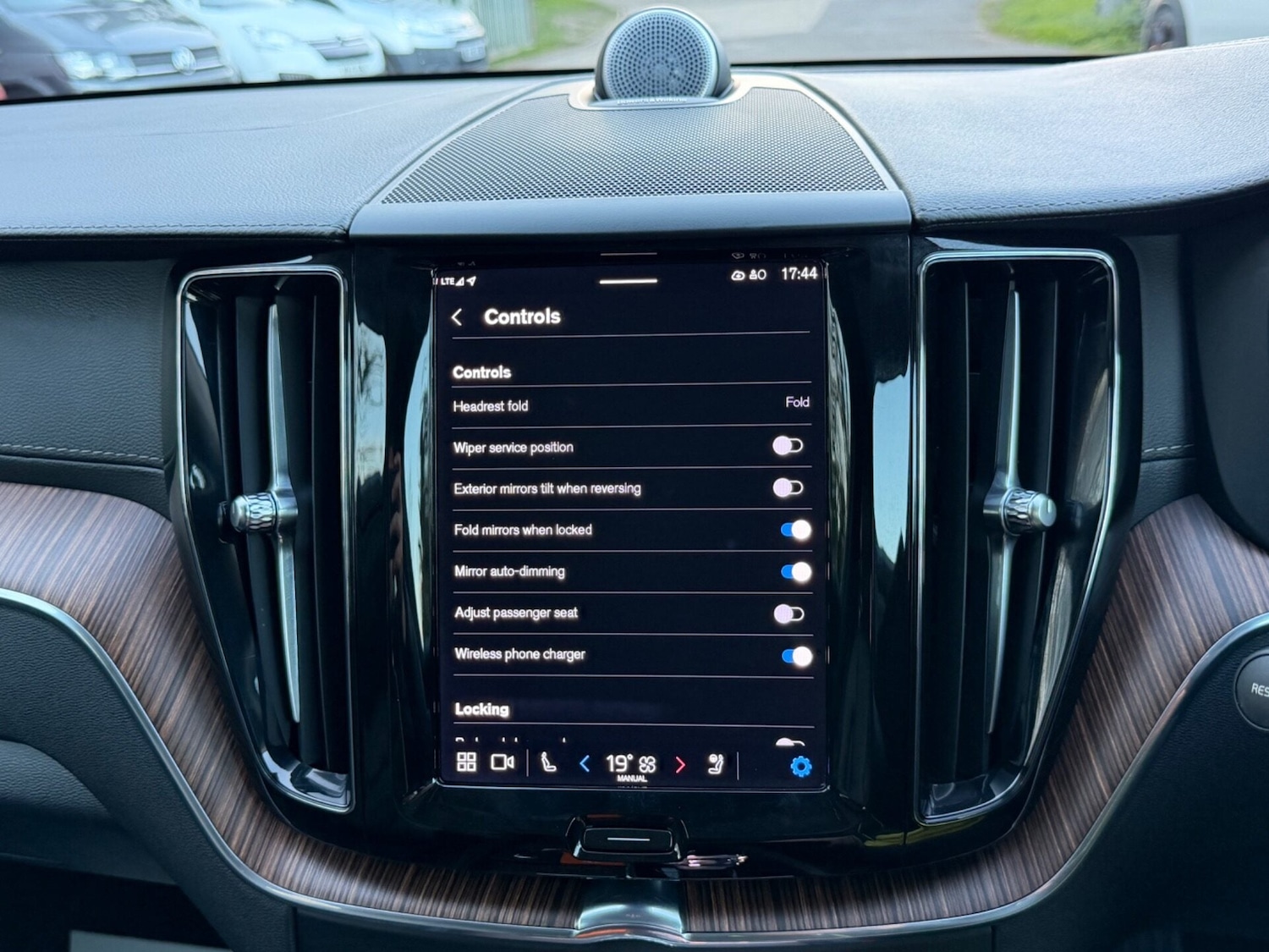 Used Volvo XC60 2023 for sale - 78053191: Photo 50