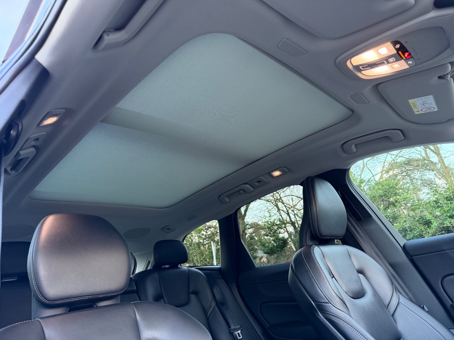 Used Volvo XC60 2023 for sale - 78053191: Photo 63