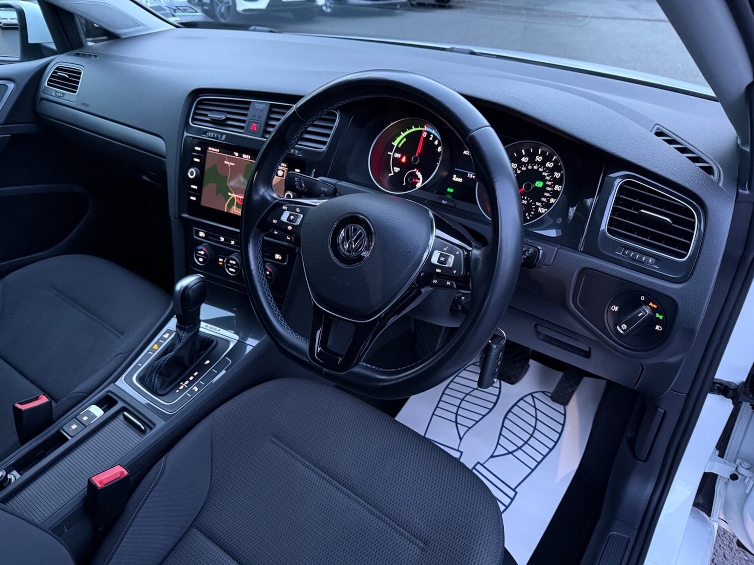 Used Volkswagen Golf 2020 for sale - 77417075: Photo 14