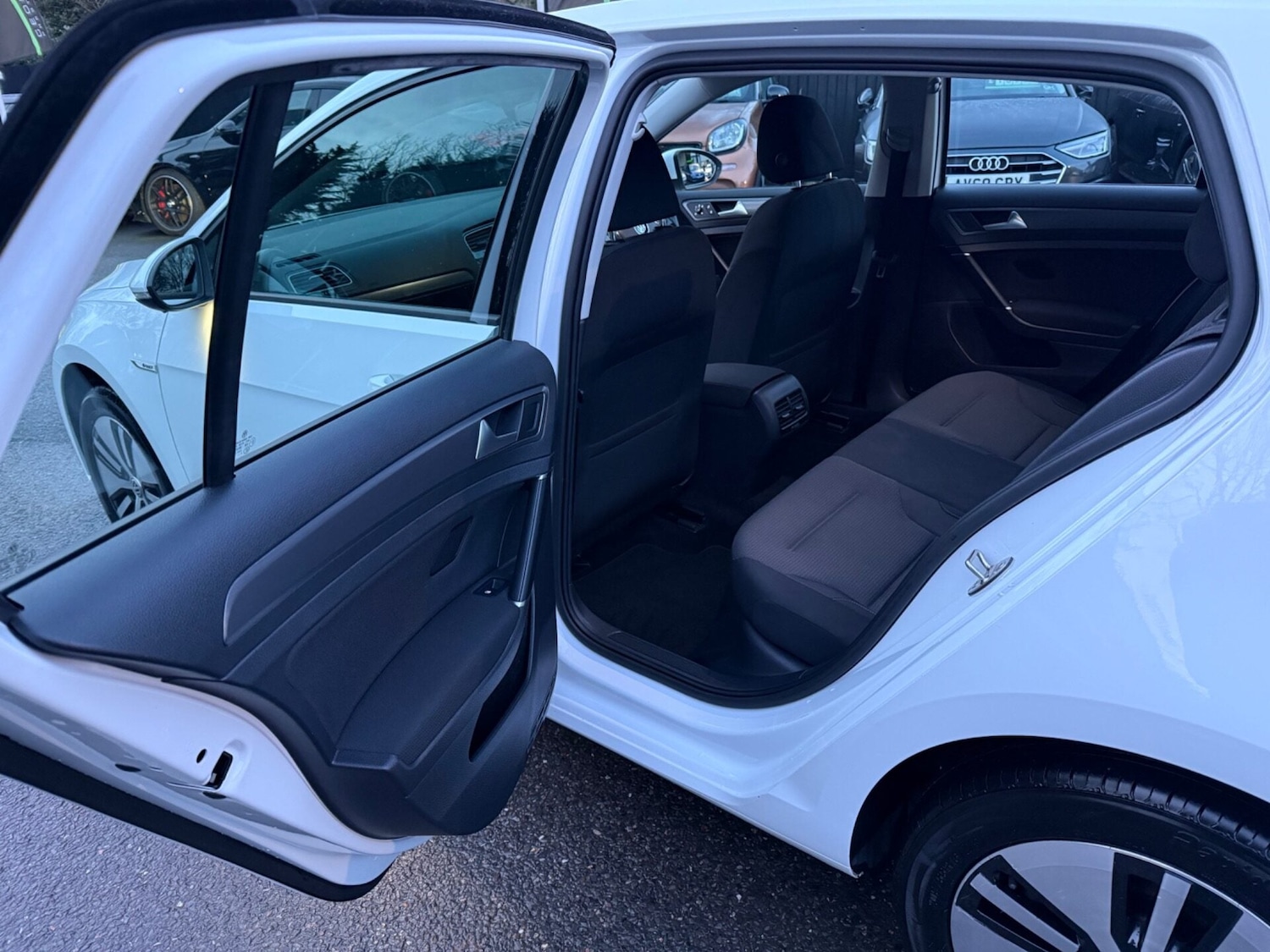 Used Volkswagen Golf 2020 for sale - 77417075: Photo 25