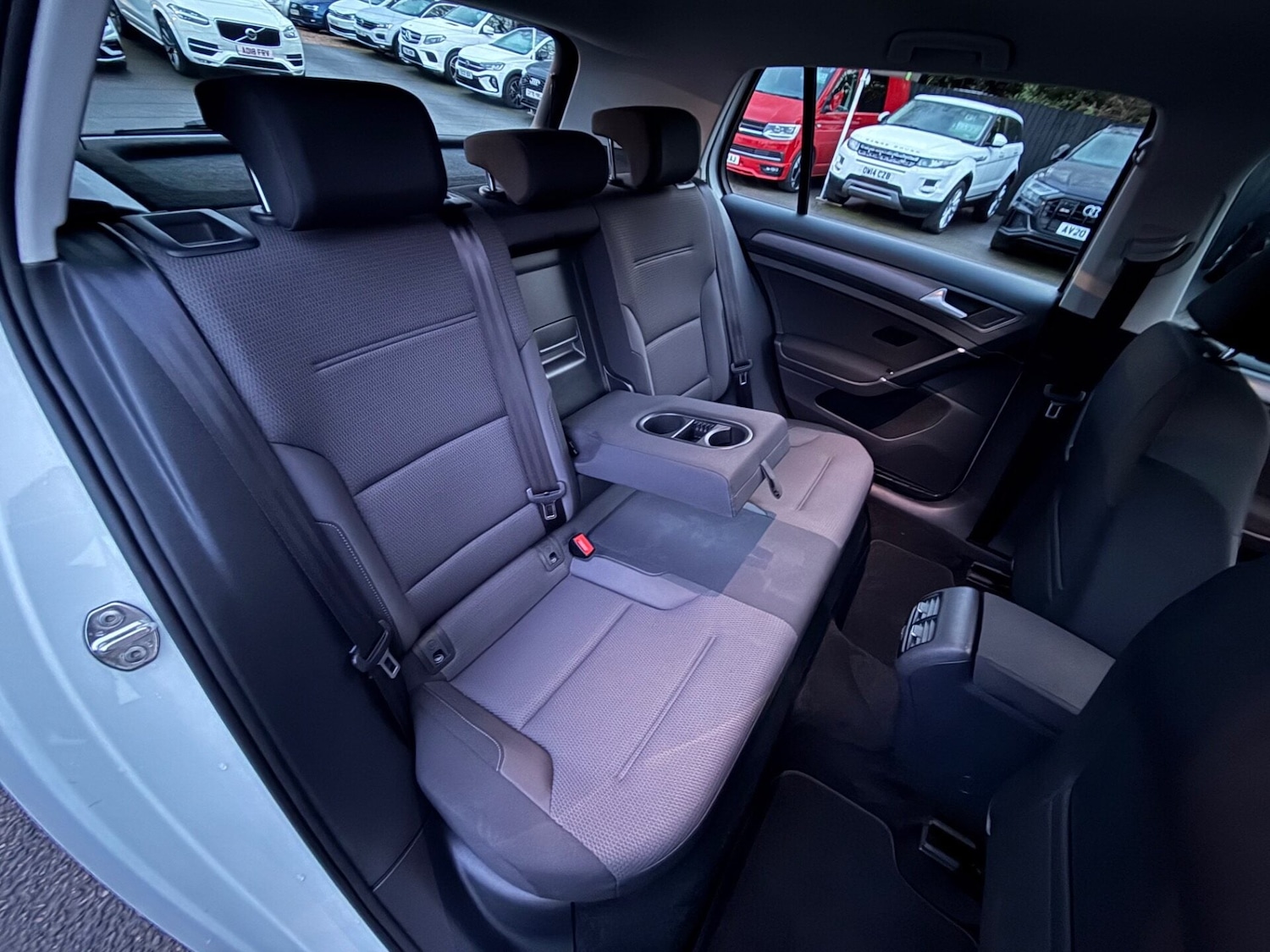 Used Volkswagen Golf 2020 for sale - 77417075: Photo 27