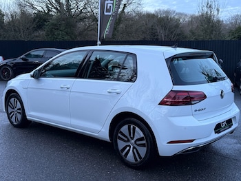 Used Volkswagen Golf 2020 for sale - 77417075: Photo