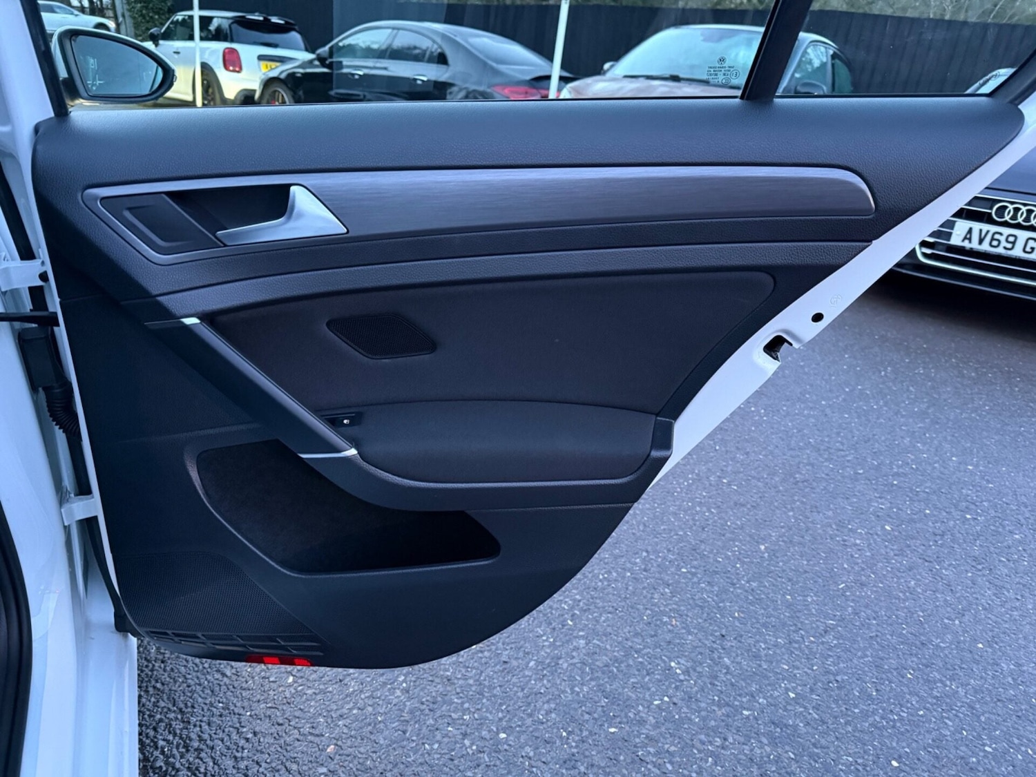 Used Volkswagen Golf 2020 for sale - 77417075: Photo 30