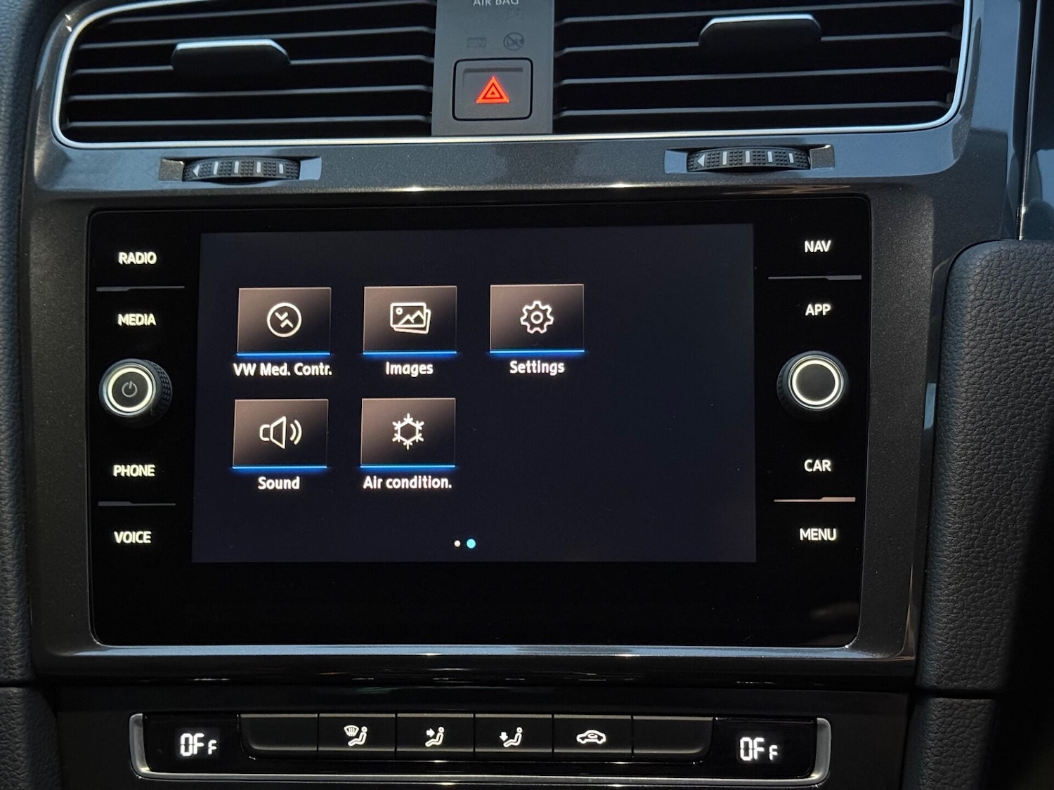 Used Volkswagen Golf 2020 for sale - 77417075: Photo 39