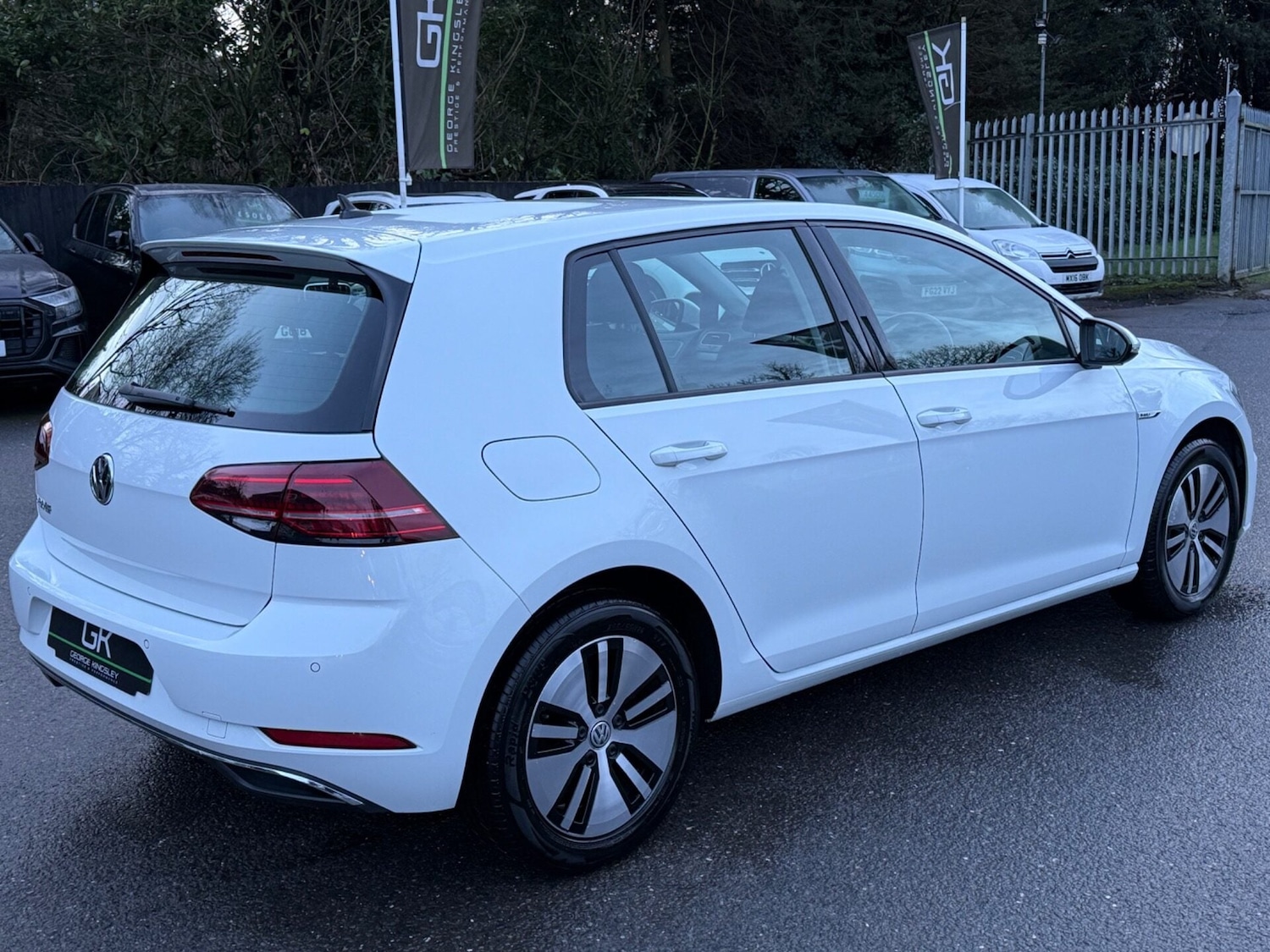 Used Volkswagen Golf 2020 for sale - 77417075: Photo 6