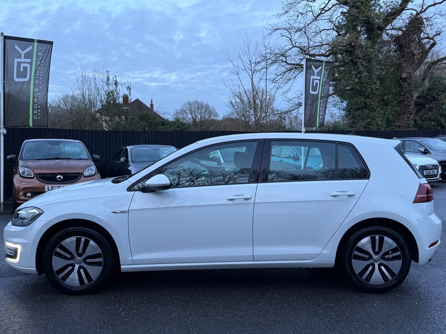 Used Volkswagen Golf 2020 for sale - 77417075: Photo 9