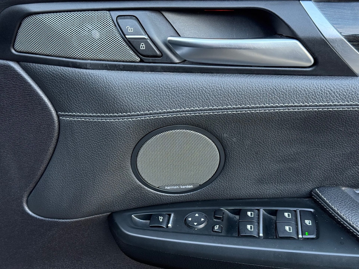 Used BMW X4 2017 for sale - 76541391: Photo 34