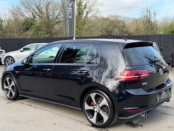 Used Volkswagen Golf 2013 for sale - 77733803: Photo