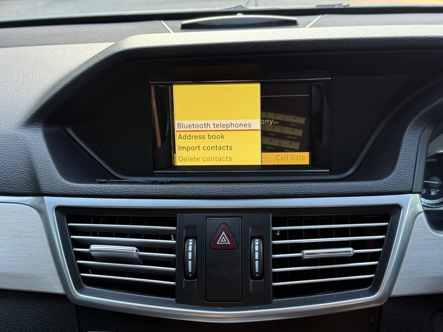 Used Mercedes-Benz E Class 2011 for sale - 76508911: Photo 40