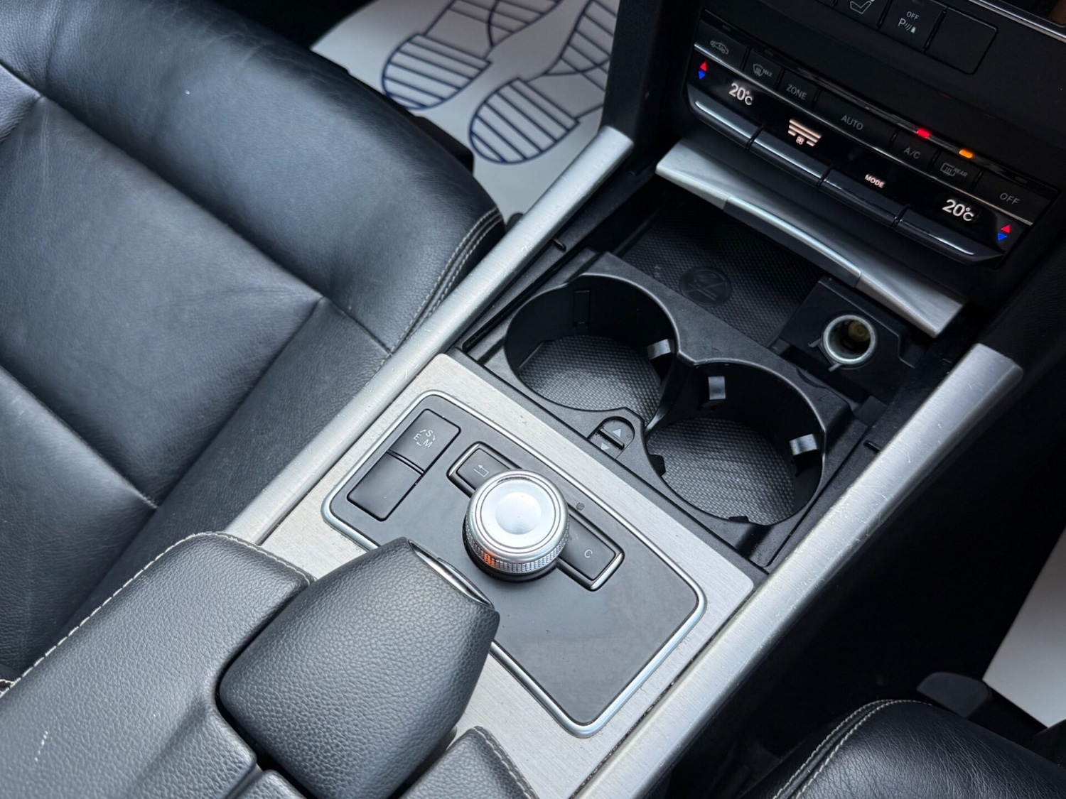 Used Mercedes-Benz E Class 2011 for sale - 76508911: Photo 41