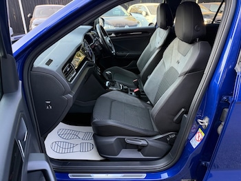 Used Volkswagen T-Roc 2019 for sale - 79536398: Photo