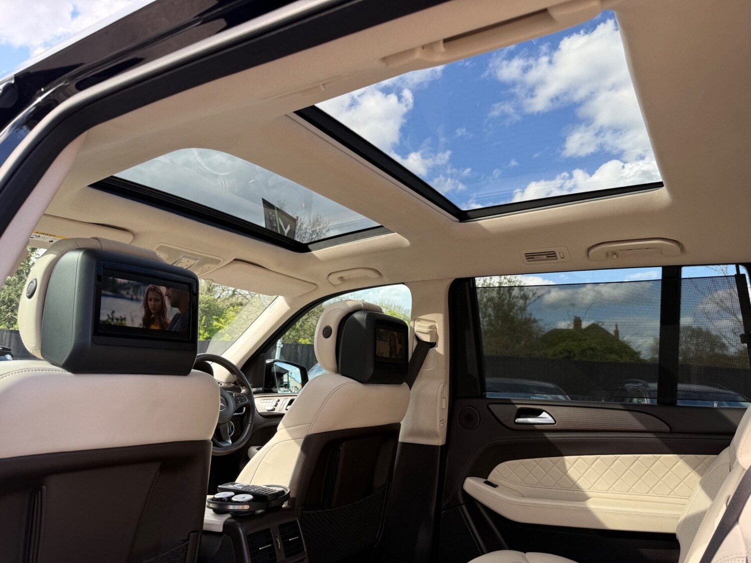 Used Mercedes-Benz GLS 2018 for sale - 78213396: Photo 32