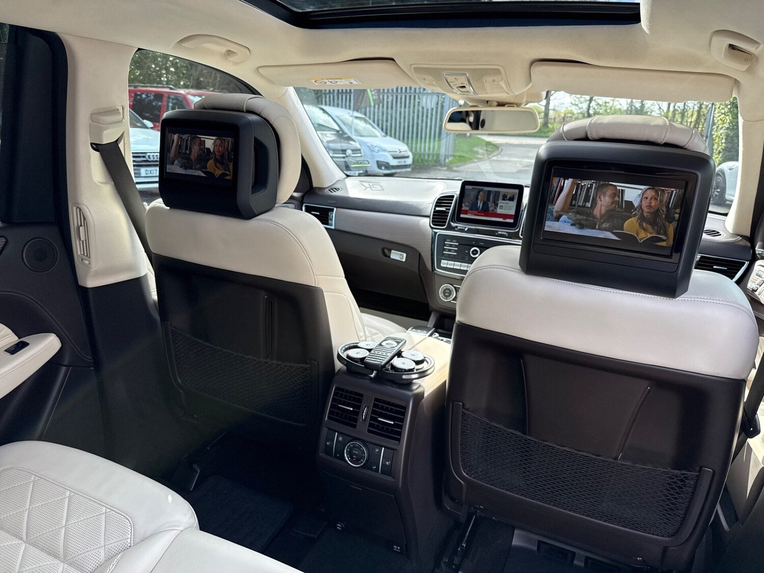 Used Mercedes-Benz GLS 2018 for sale - 78213396: Photo 37