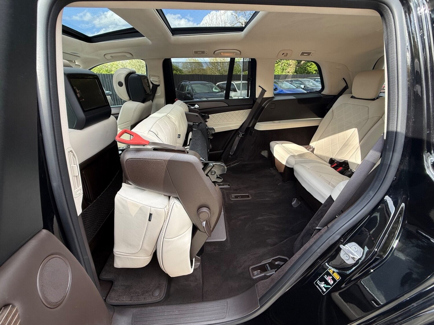 Used Mercedes-Benz GLS 2018 for sale - 78213396: Photo 72