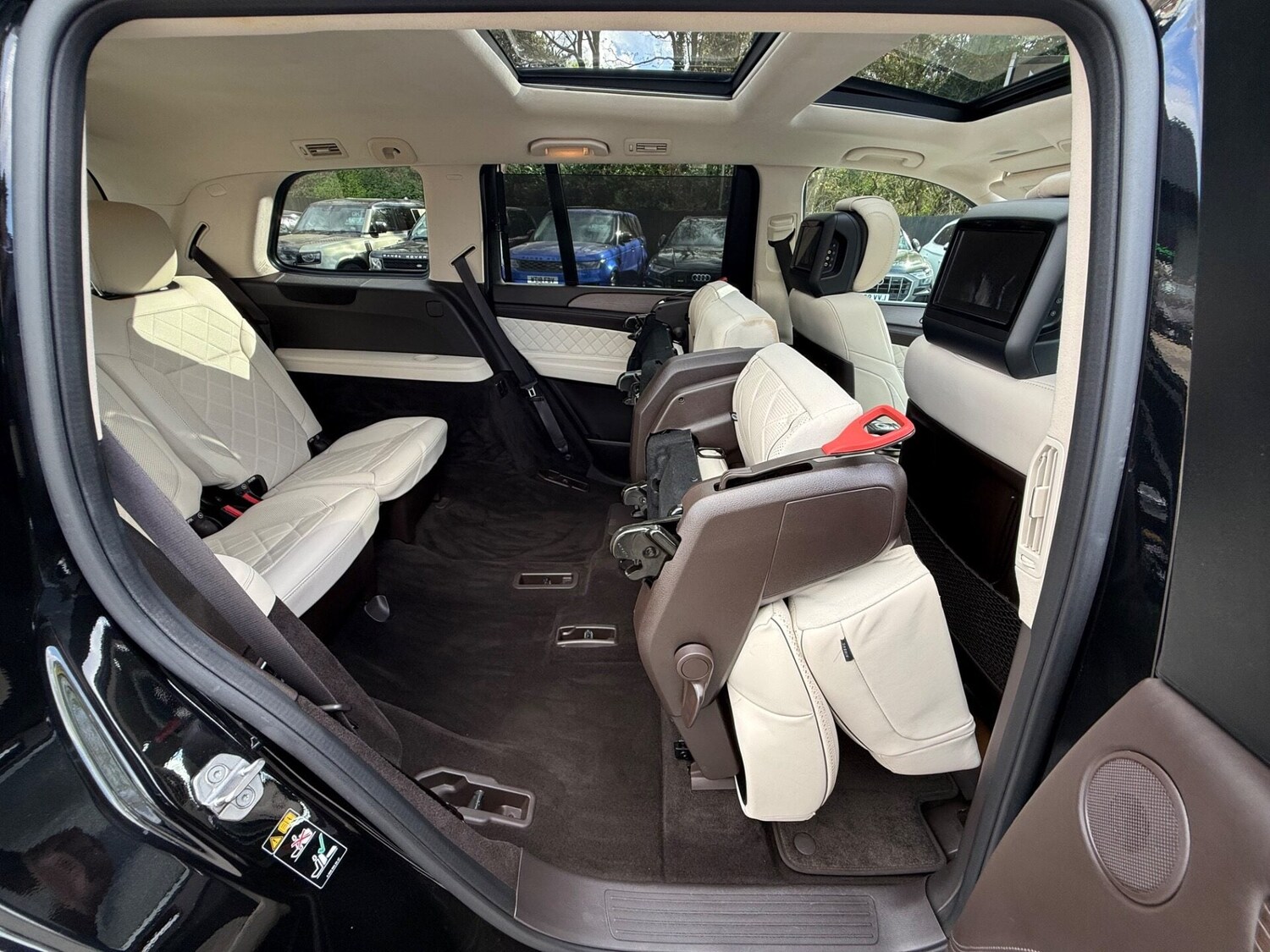 Used Mercedes-Benz GLS 2018 for sale - 78213396: Photo 74