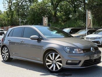 Used Volkswagen Golf 2017 for sale - 78733326: Photo