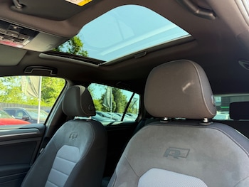 Used Volkswagen Golf 2017 for sale - 78733326: Photo