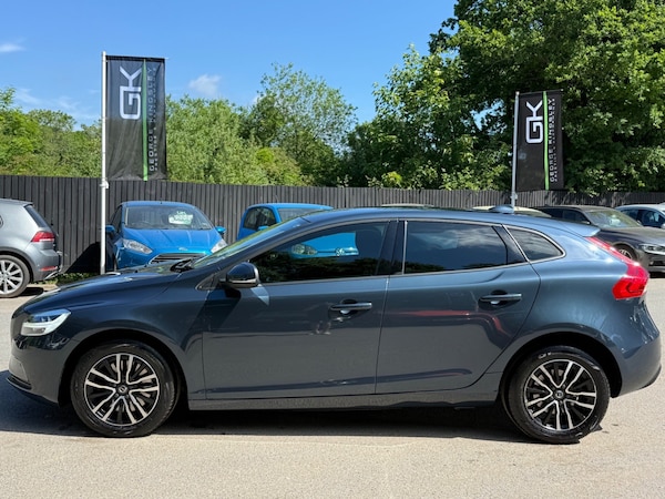 Used Volvo V40 2019 for sale - 75426253: Photo 10