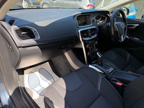 Used Volvo V40 2019 for sale - 75426253: Photo 20