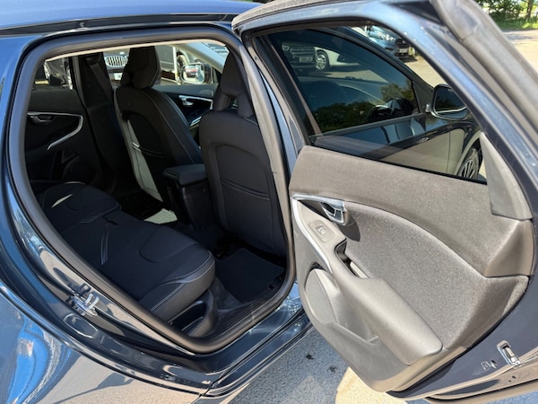 Used Volvo V40 2019 for sale - 75426253: Photo 27