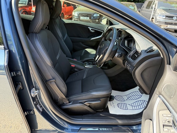 Used Volvo V40 2019 for sale - 75426253: Photo 30