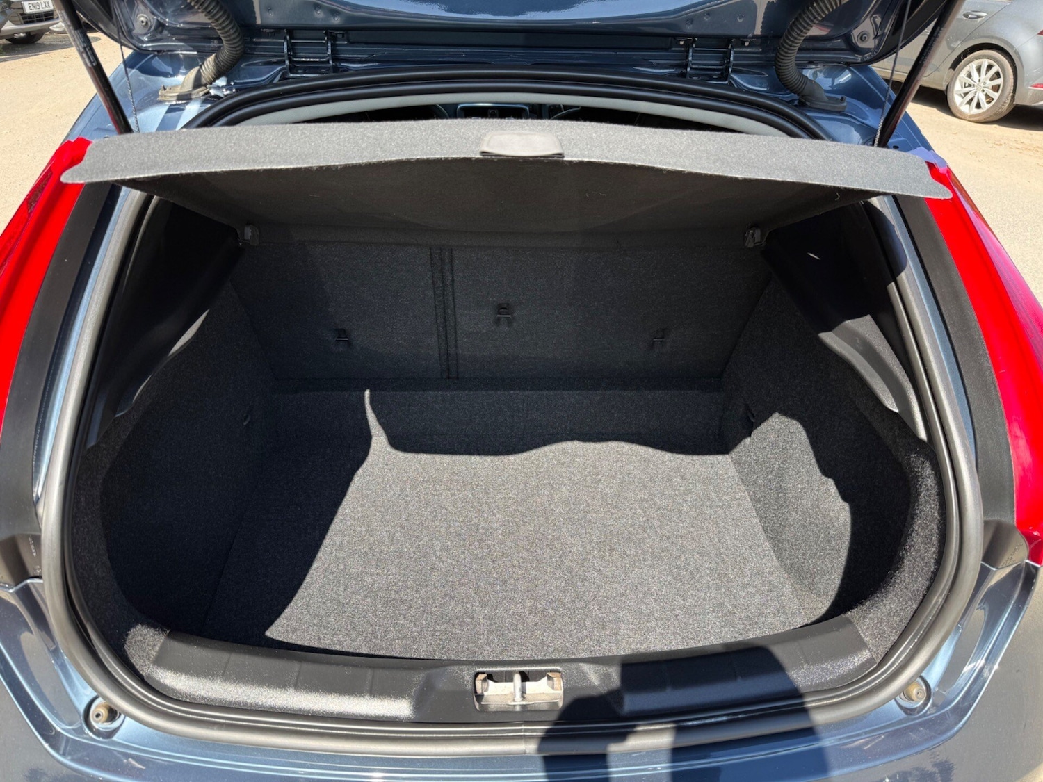 Vehicle 44