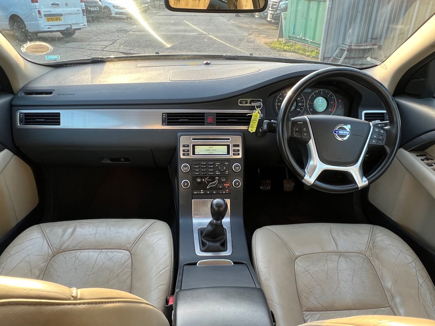 Used Volvo V70 2010 for sale - 77733819: Photo 13