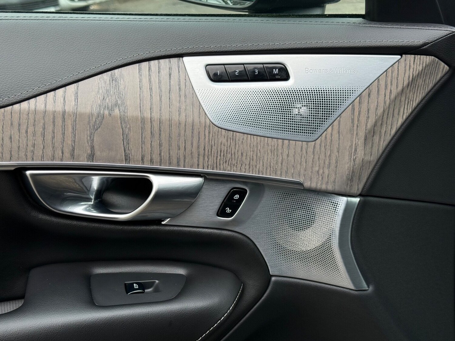 Used Volvo XC90 2023 for sale - 77844850: Photo 25