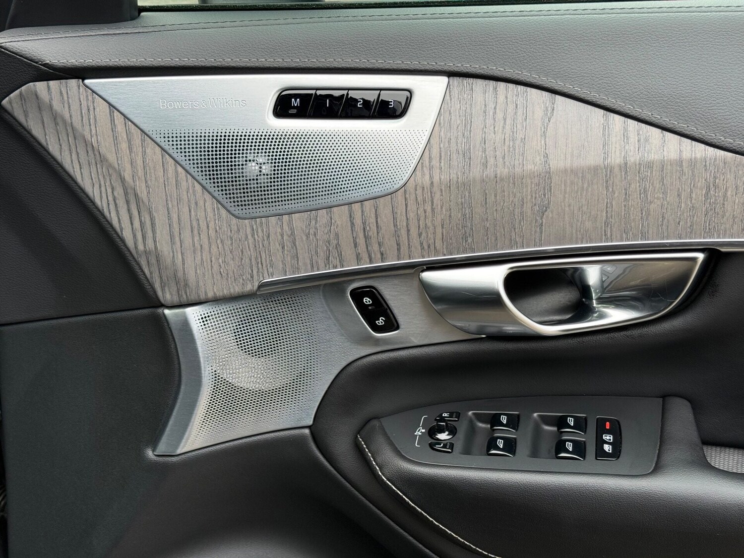 Used Volvo XC90 2023 for sale - 77844850: Photo 39