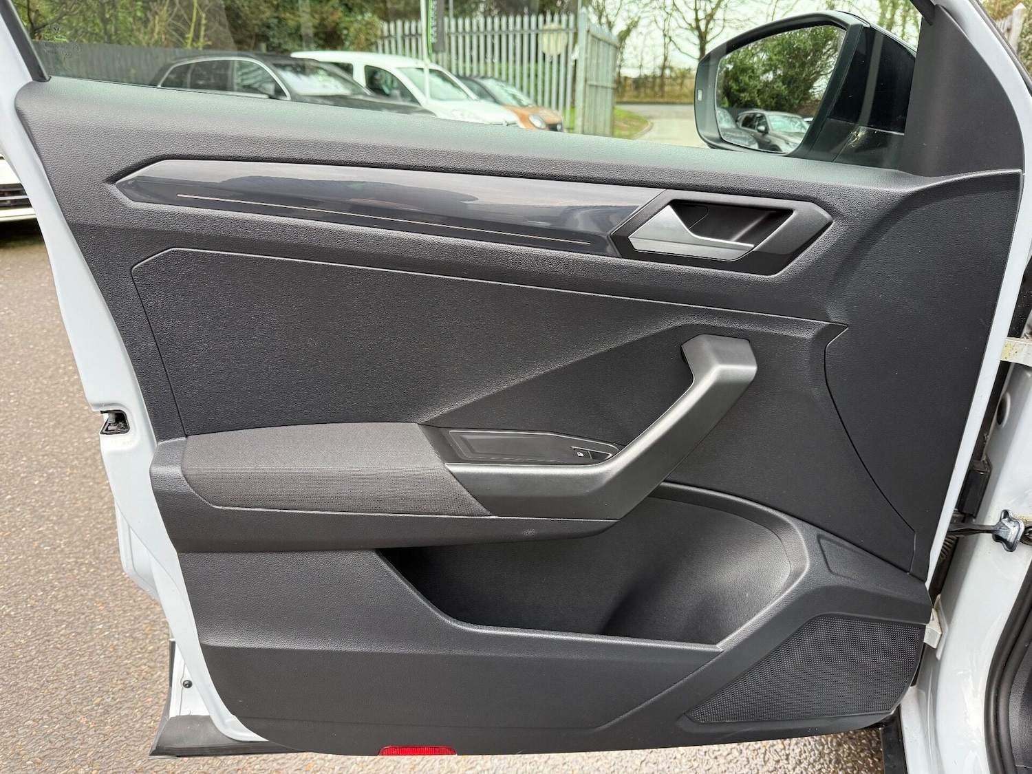 Used Volkswagen T-Roc 2019 for sale - 77195251: Photo 26