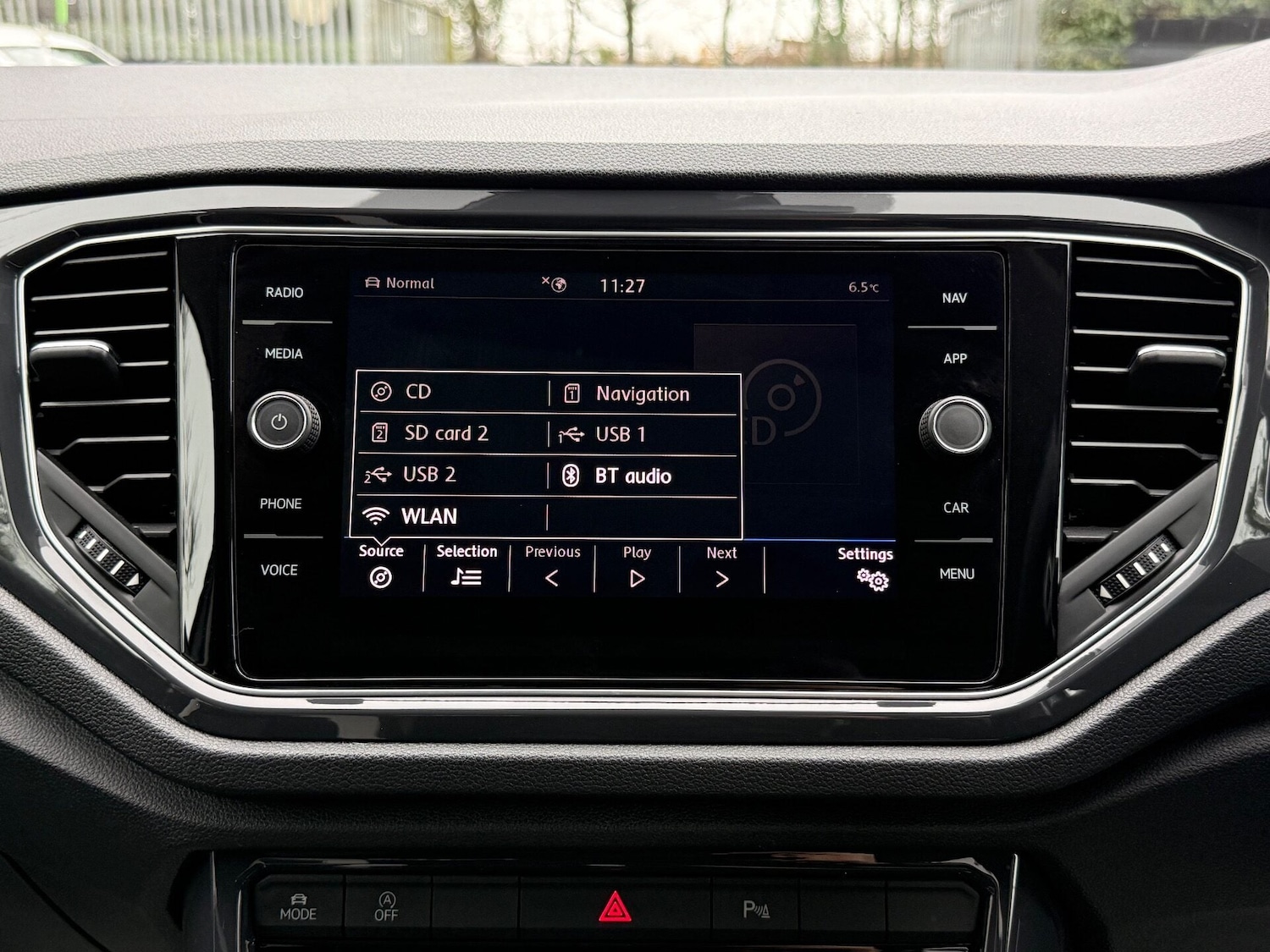 Used Volkswagen T-Roc 2019 for sale - 77195251: Photo 50