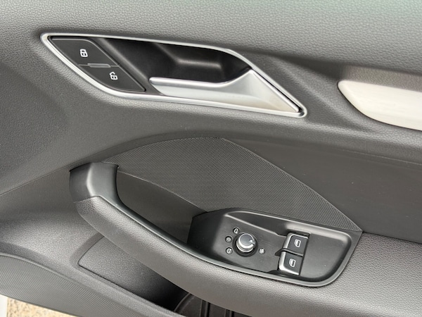 Used Audi S3 2015 for sale - 76305011: Photo 25