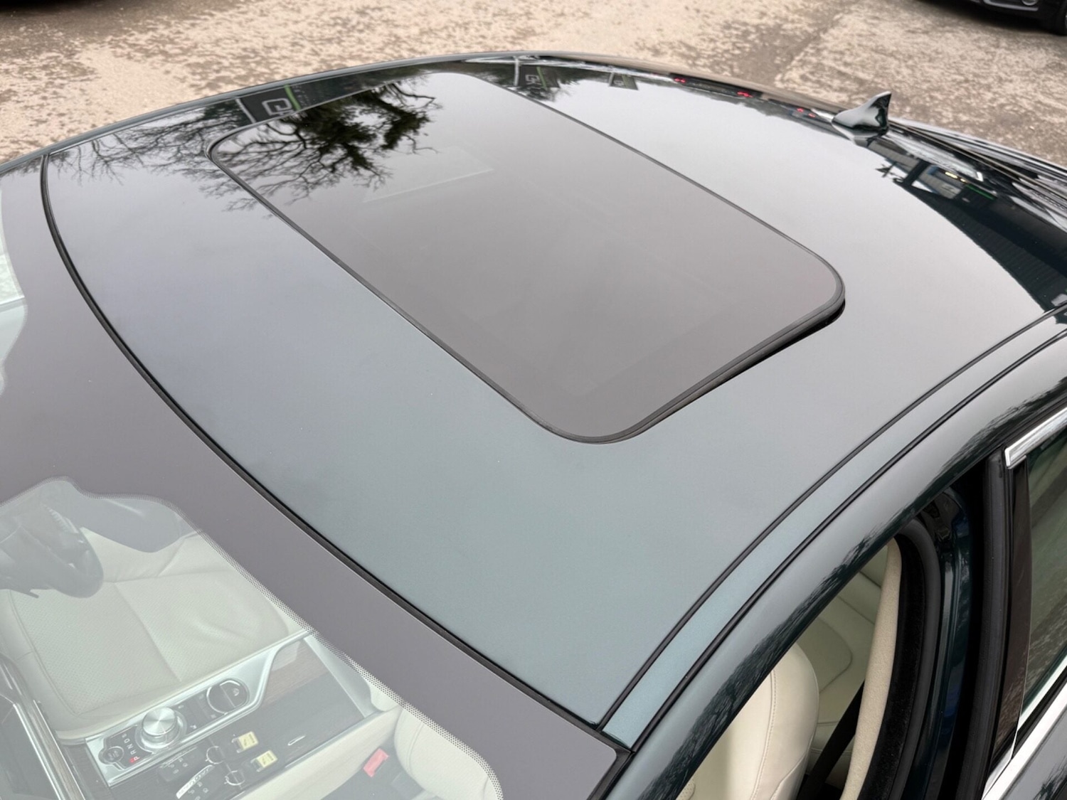 Used Jaguar XF 2014 for sale - 77844854: Photo 13