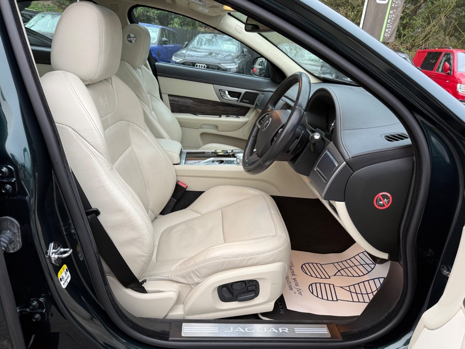 Used Jaguar XF 2014 for sale - 77844854: Photo 16