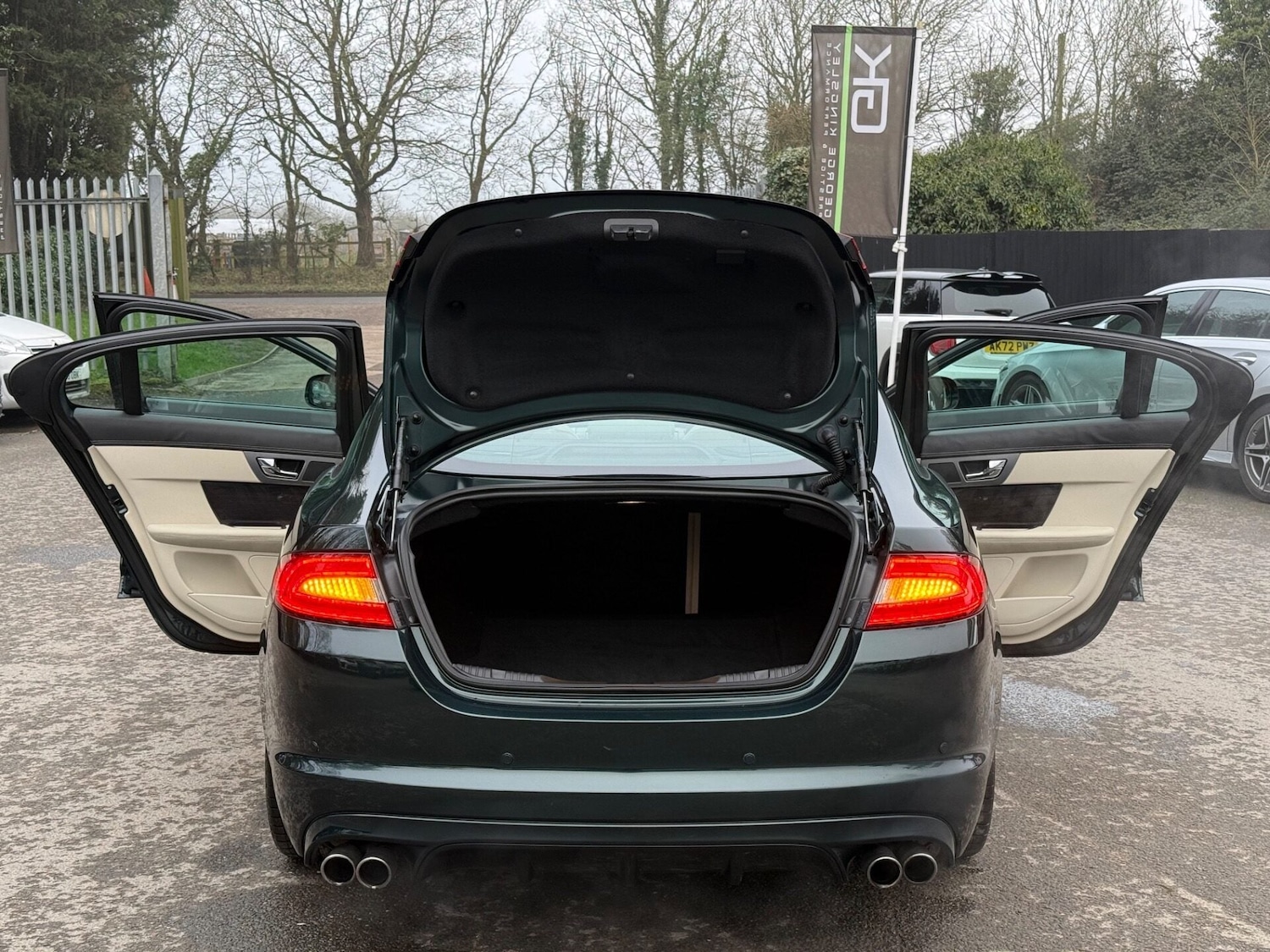 Used Jaguar XF 2014 for sale - 77844854: Photo 24