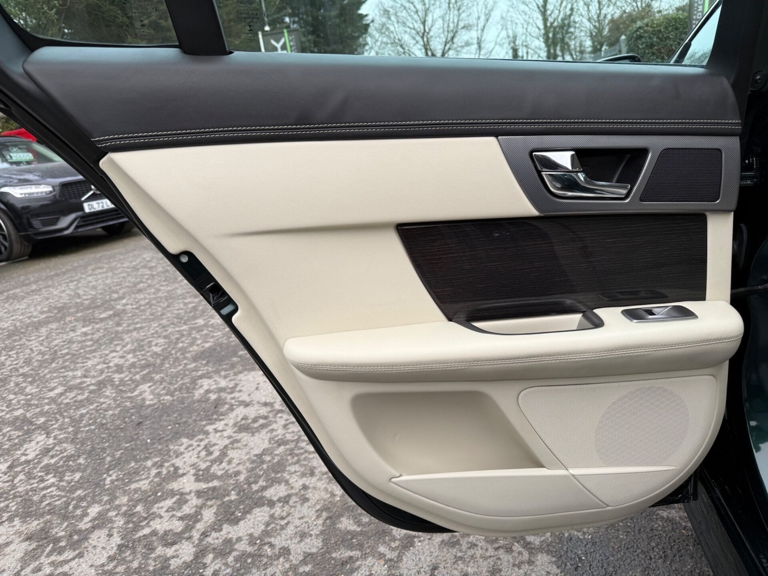 Used Jaguar XF 2014 for sale - 77844854: Photo 32