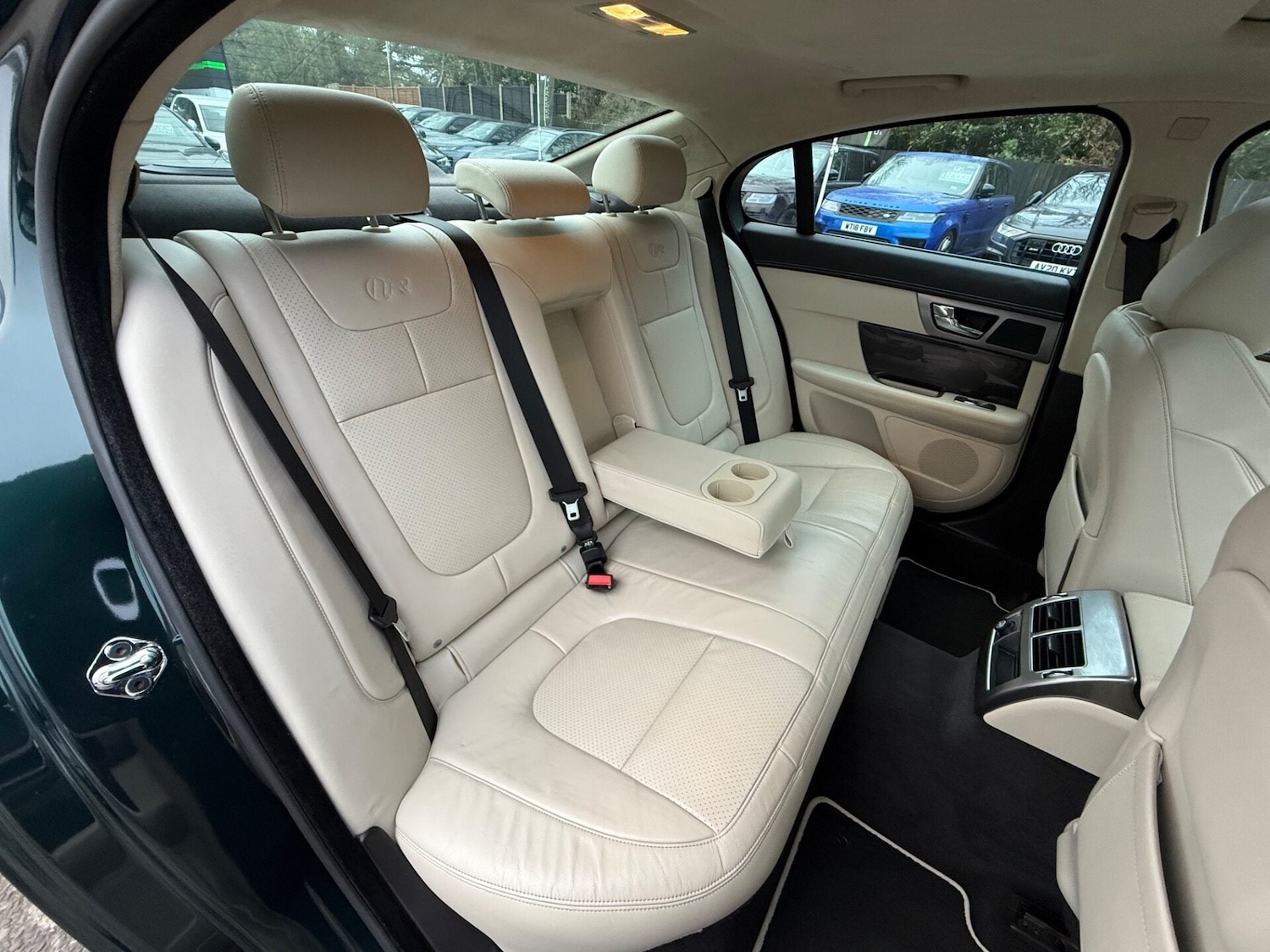 Used Jaguar XF 2014 for sale - 77844854: Photo 35