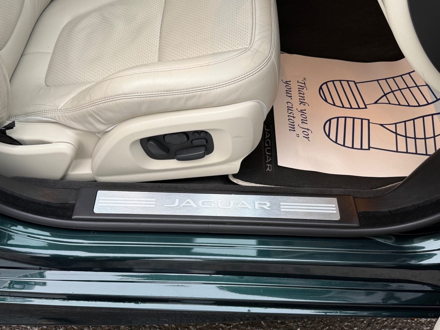 Used Jaguar XF 2014 for sale - 77844854: Photo 38