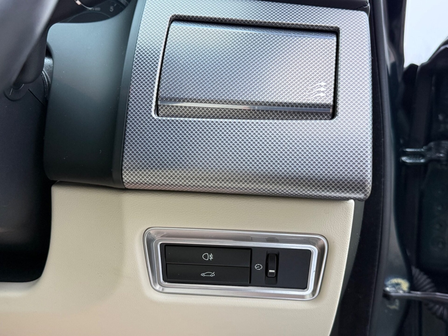 Used Jaguar XF 2014 for sale - 77844854: Photo 58