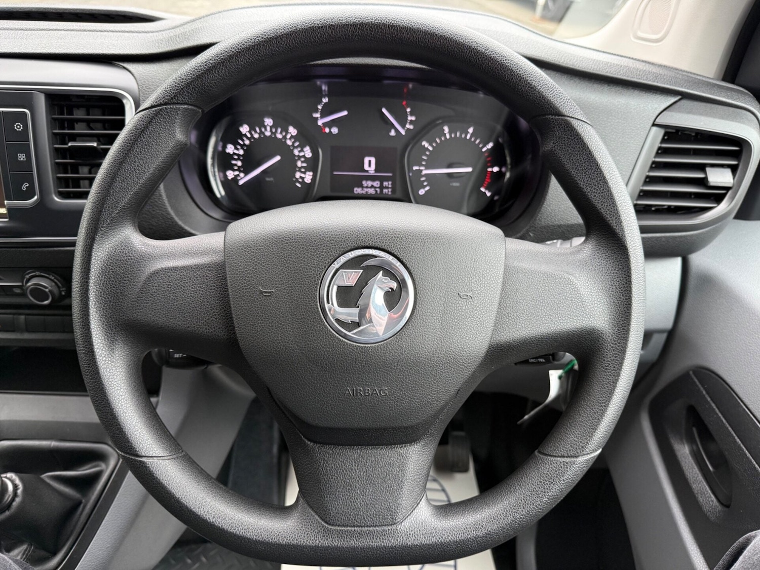Used Vauxhall Vivaro 2022 for sale - 77340656: Photo 8