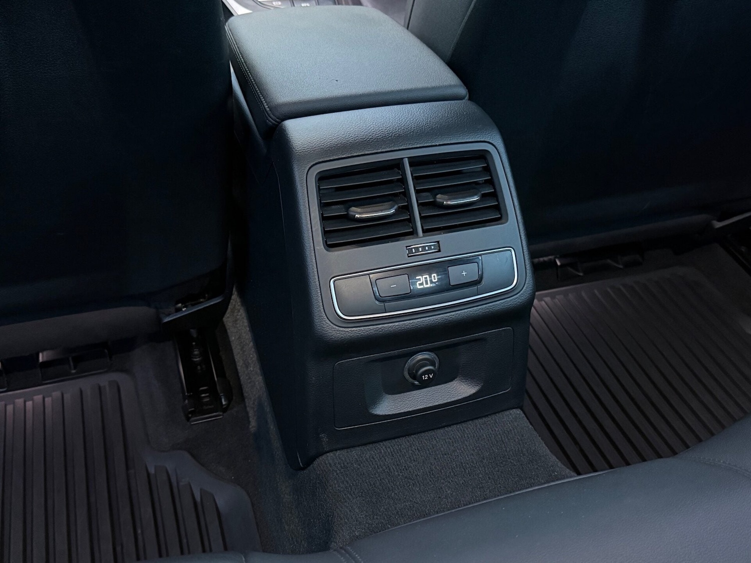 Used Audi A4 2019 for sale - 77164722: Photo 27