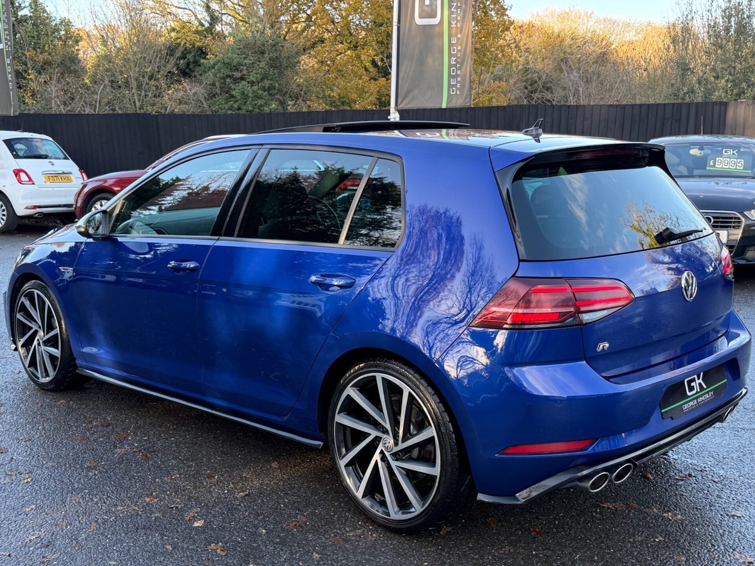 Used Volkswagen Golf 2019 for sale - 76791371: Photo 2