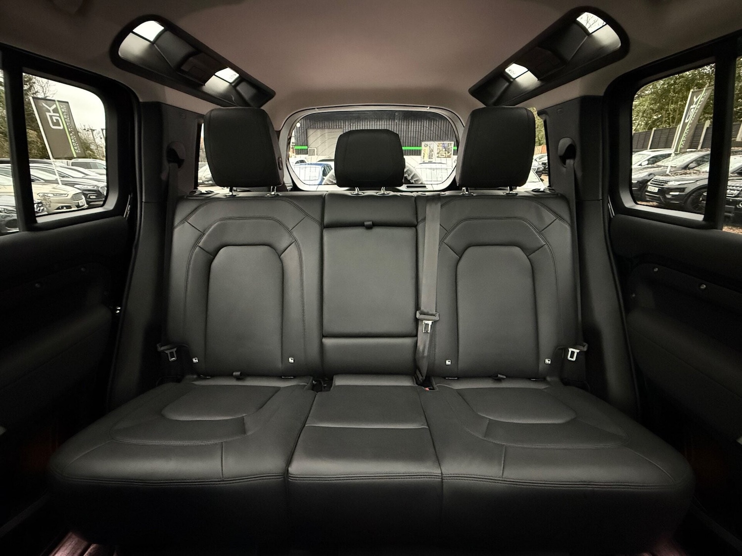 Used Land Rover Defender 2022 for sale - 76957115: Photo 17