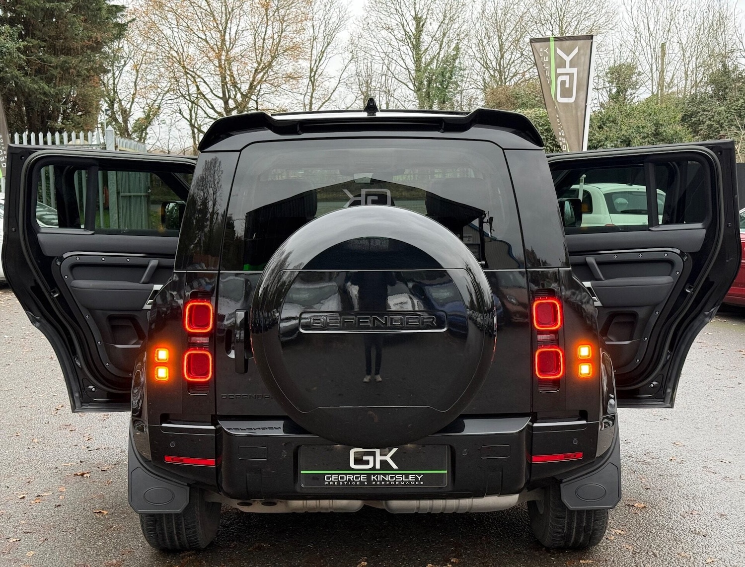 Used Land Rover Defender 2022 for sale - 76957115: Photo 21