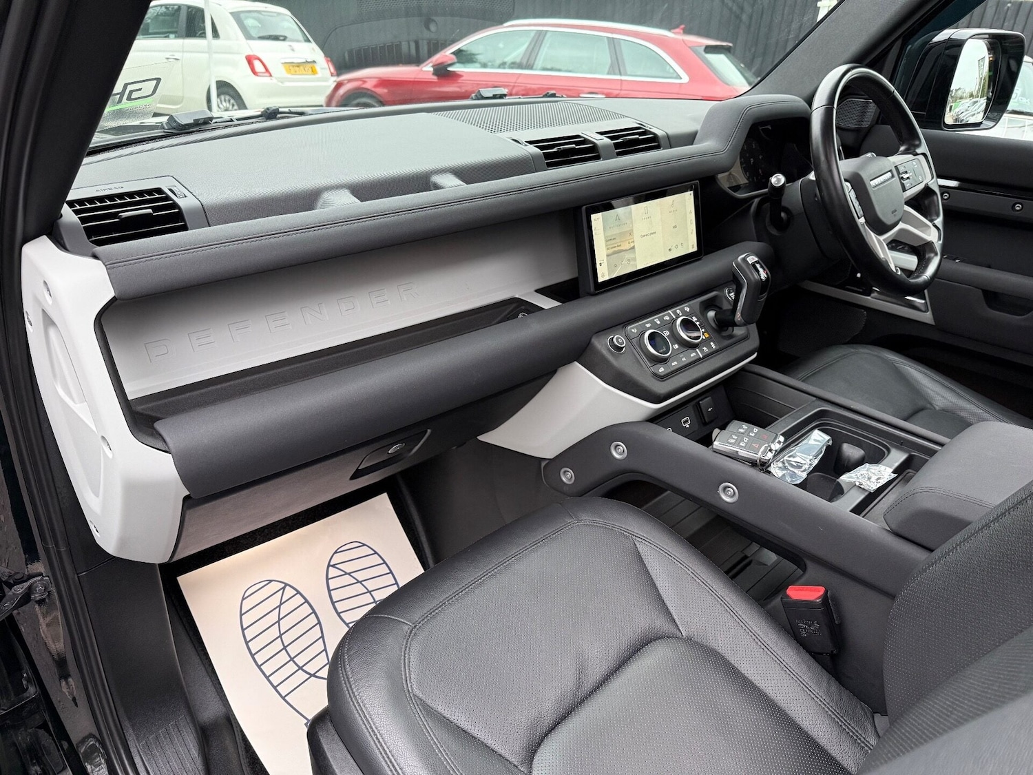 Used Land Rover Defender 2022 for sale - 76957115: Photo 28