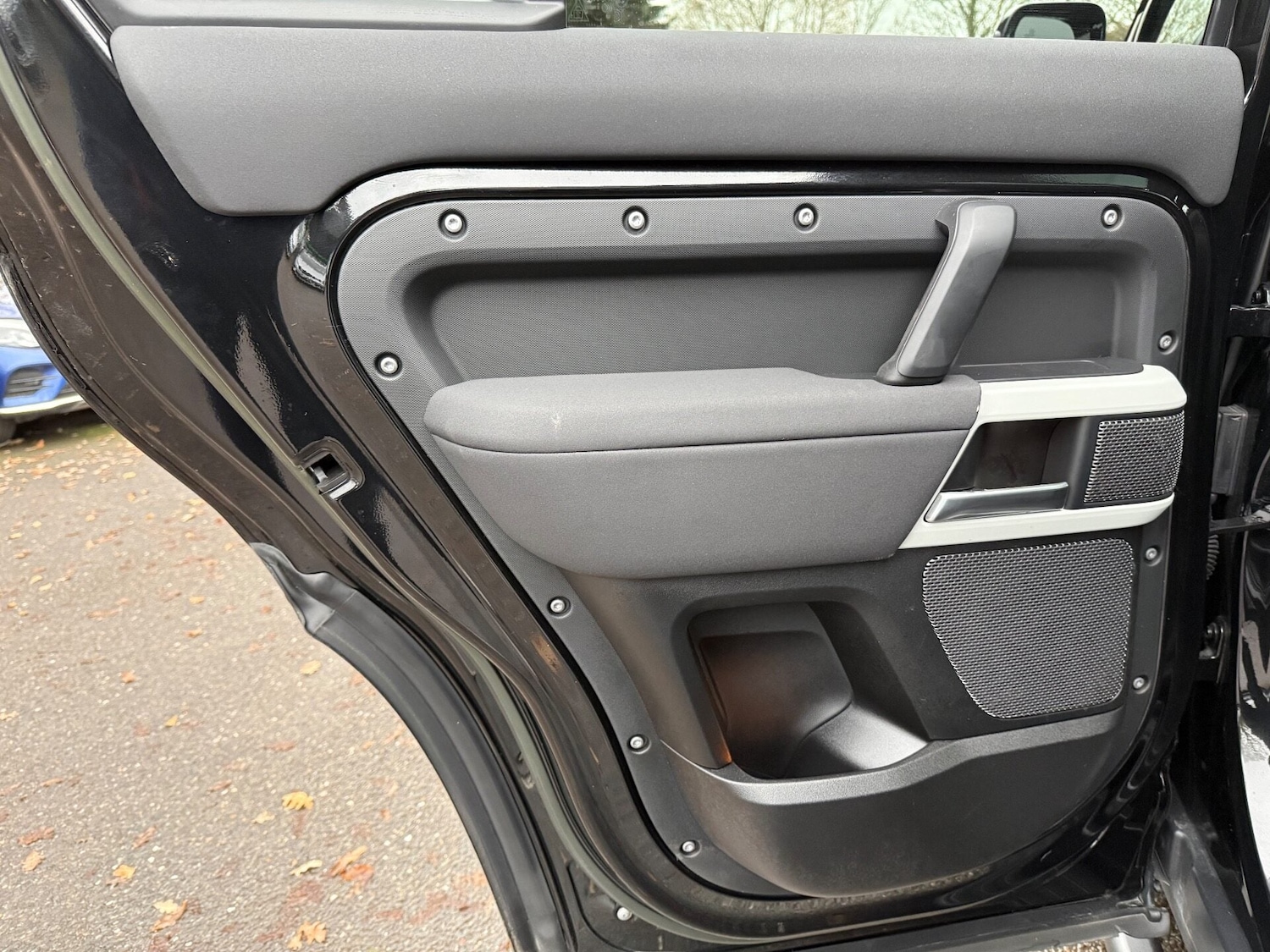 Used Land Rover Defender 2022 for sale - 76957115: Photo 31