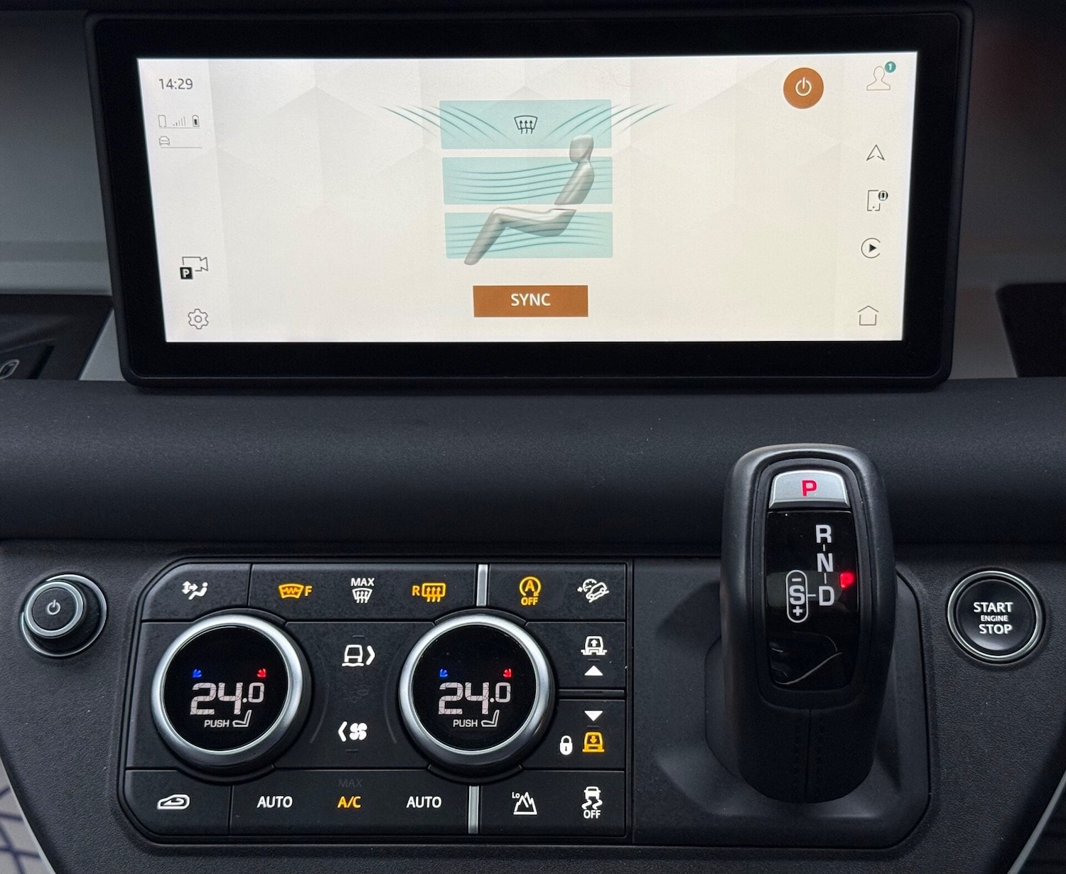 Used Land Rover Defender 2022 for sale - 76957115: Photo 46